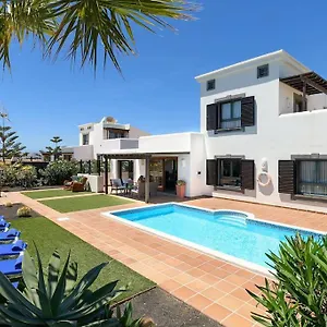 Villa Hipoclub Villas, Aguamarina 10, Playa Blanca (Lanzarote)